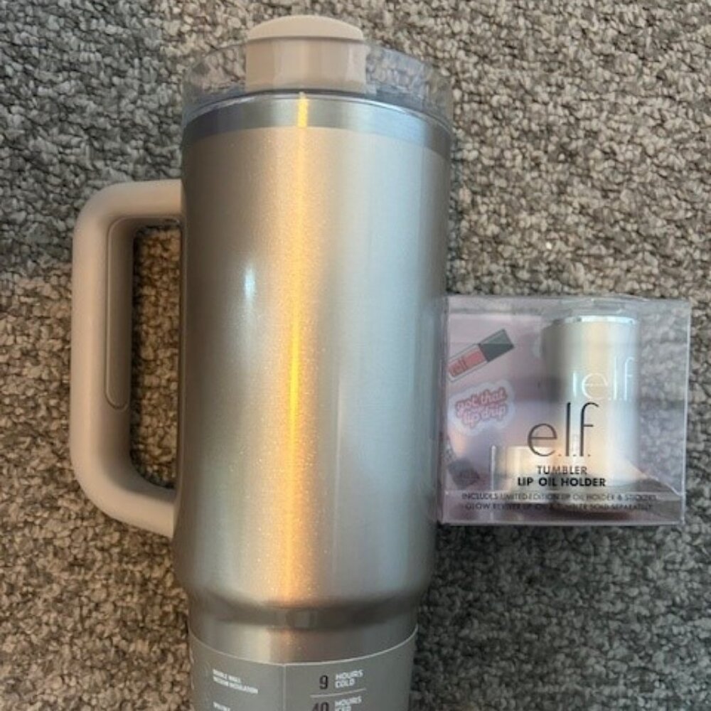 Stanley 40oz Tumbler and Tumbler Lip Oil Holder (honey talks)